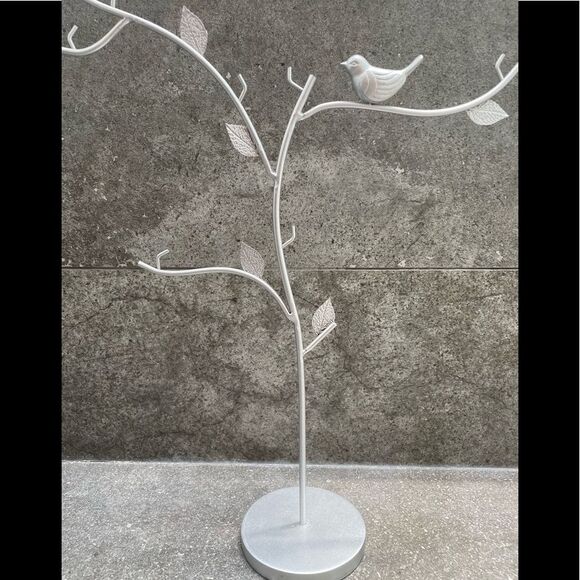 Metal tree necklace organizer - Picture 1 of 3